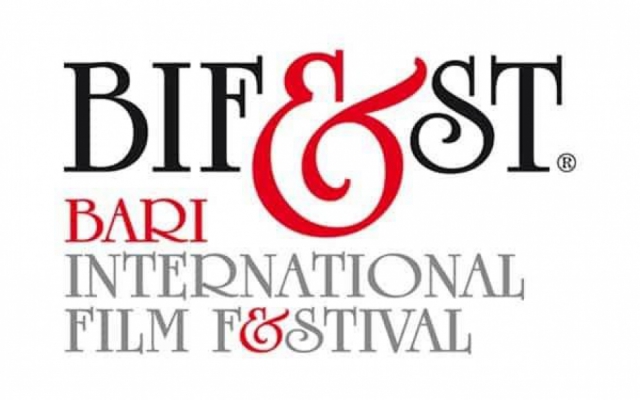 Experience the Bif&st in Bari, stay at La Finestra sul Campanile