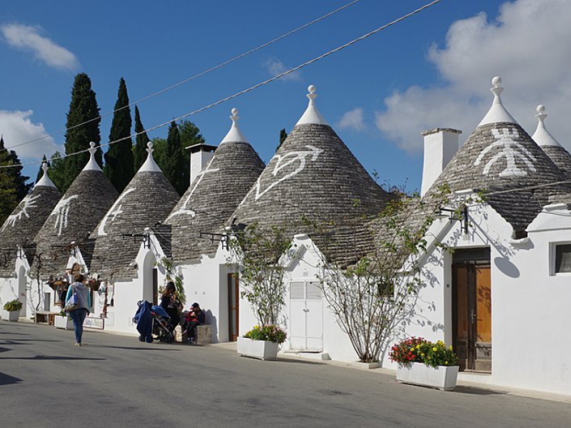 Alberobello and the magic of the trulli
