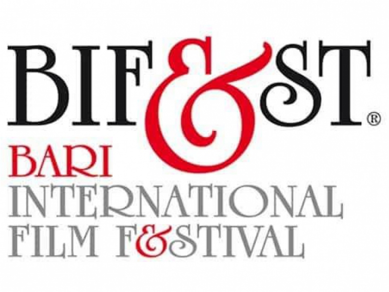 Experience the Bif&st in Bari, stay at La Finestra sul Campanile